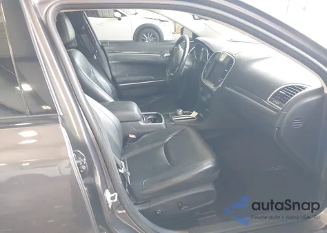 2017 Chrysler 300 Limited из США, поврежденный, VIN 2C3CCAAGXHH577023